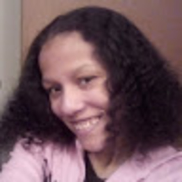 Meet your Posher, Annaise - Picture 1 of 1